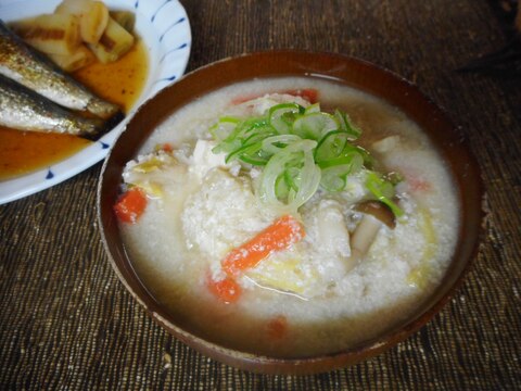 豚肉と白菜の粕汁